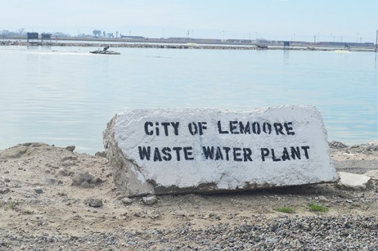 Lemoore's wastewater treatment plant adjacent to Iona Avenue and the Lemoore Golf Course.